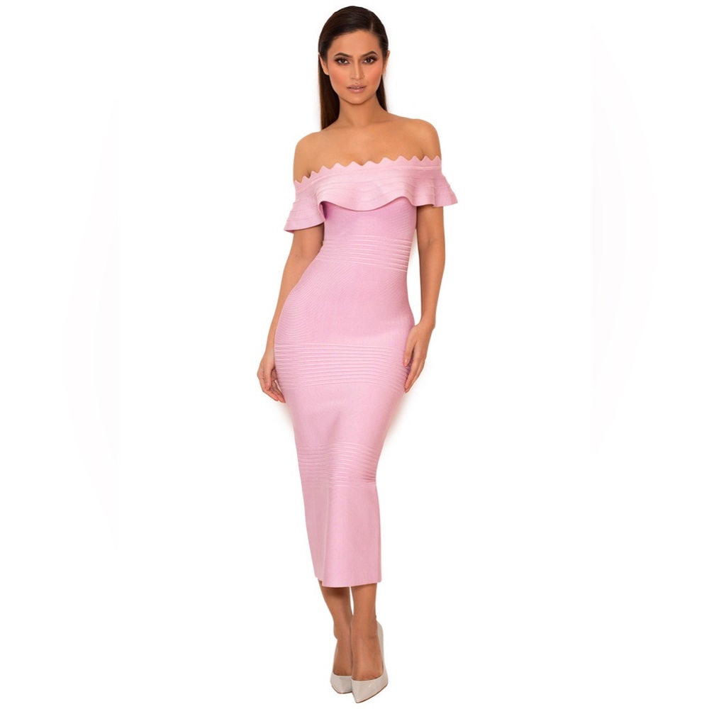 House of CB dress never worn in tag. Light lilac in size S